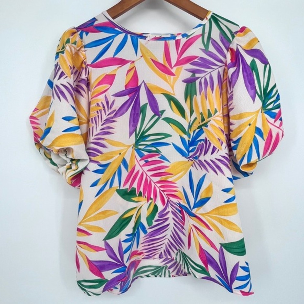 Vine & Love Women's Top Medium
Tropical Leaf Print Puff Sleeve Colorful